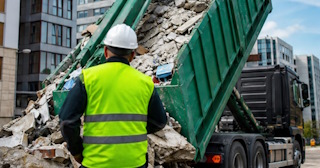 Вывоз строительного мусора в Шуе: услуги лицензированной компании — ПроМусор
